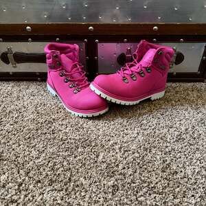 Lugz Grotto II Women's Deep Pink/White Fashion Boots